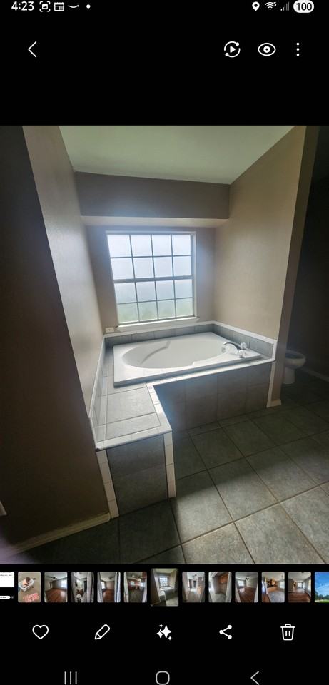 204 Rose Dr #NA - Photo 4 of 11