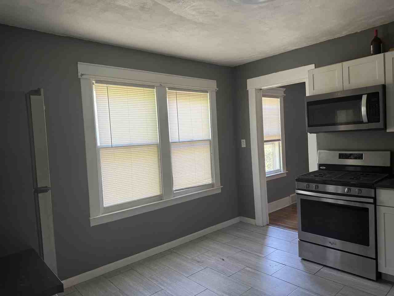 35 Concord St #2ndFL - Photo 4 of 5