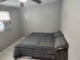 1036 W 18th St #1 - Photo 1 of 1