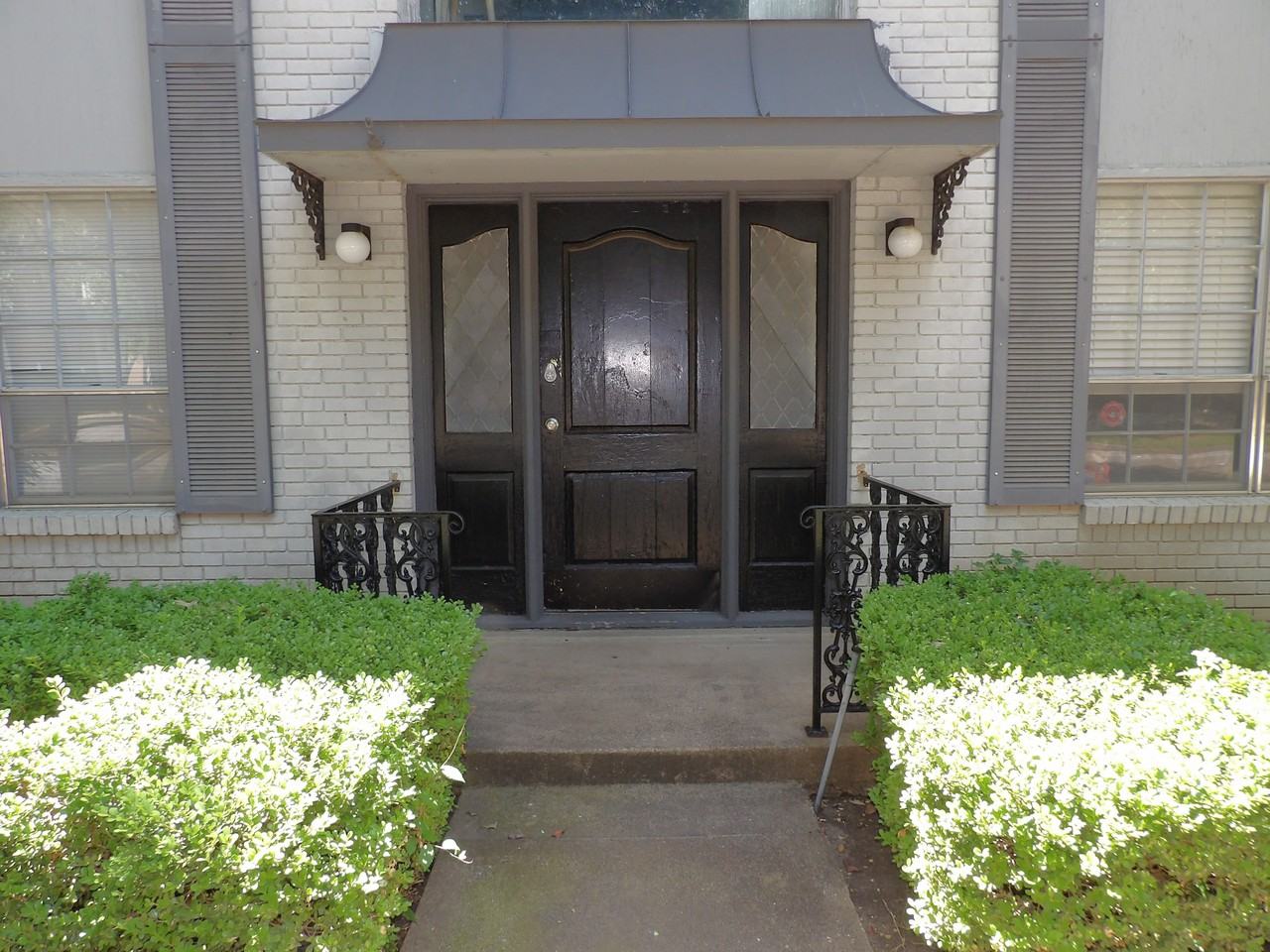 4405 Mckinney Ave #201 - Photo 2 of 22