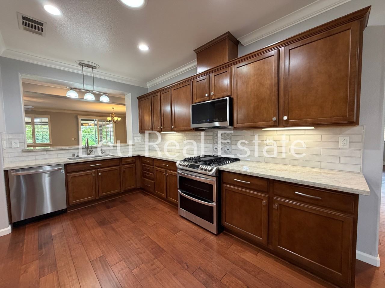 7424 Foxburgh Ct #NA - Photo 4 of 16