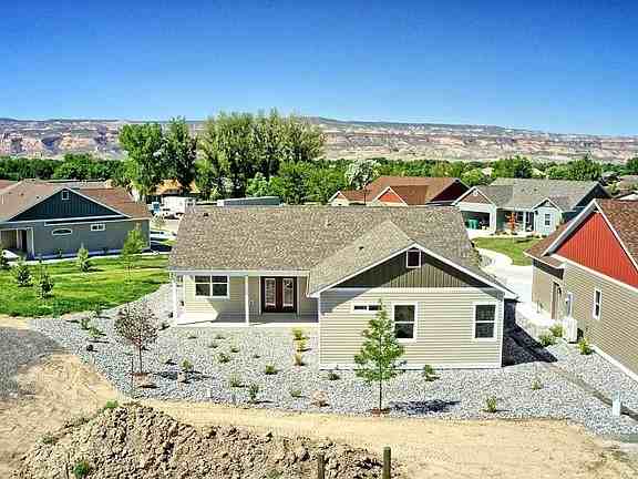 1024 Snowdrop Ct #NA - Photo 2 of 20