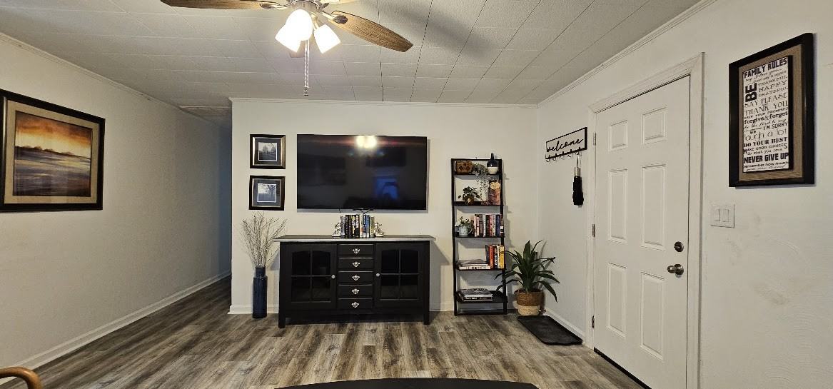 1203 Wilkins Dr #NA - Photo 2 of 14