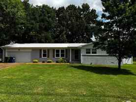 1005 Willow Cove Cir Se - Photo 1 of 1