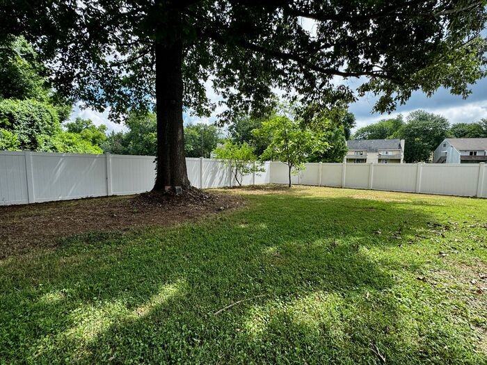 1005 Willow Cove Cir Se - Photo 2 of 39