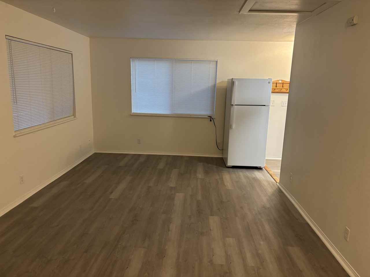 525 Lakeview Dr #NA - Photo 5 of 5