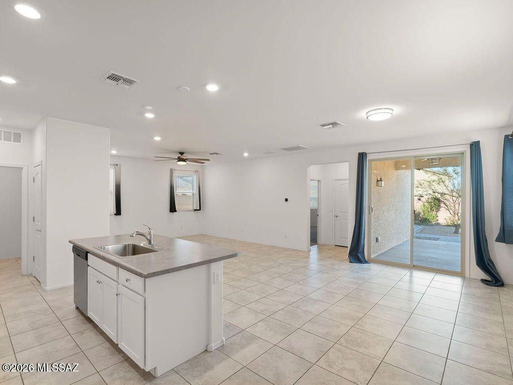 7996 S Golden Bell Dr #NA - Photo 5 of 22