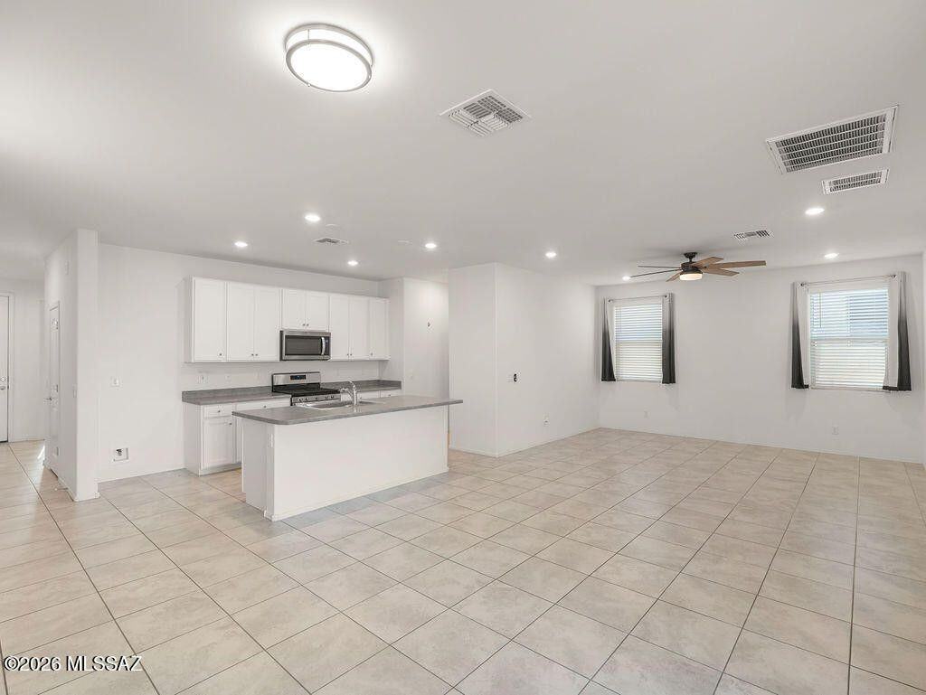 7996 S Golden Bell Dr #NA - Photo 6 of 22