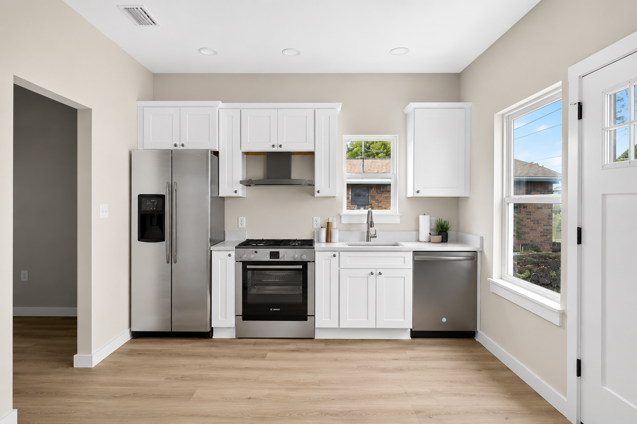 812 Maple Ave #B - Photo 2 of 5
