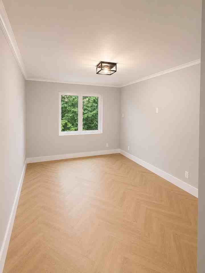 2261 E 72nd St #1stFL - Photo 2 of 15