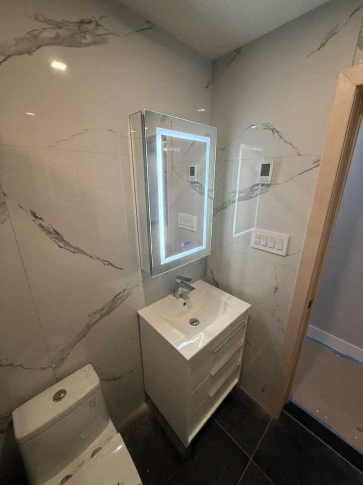 2261 E 72nd St #1stFL - Photo 6 of 15
