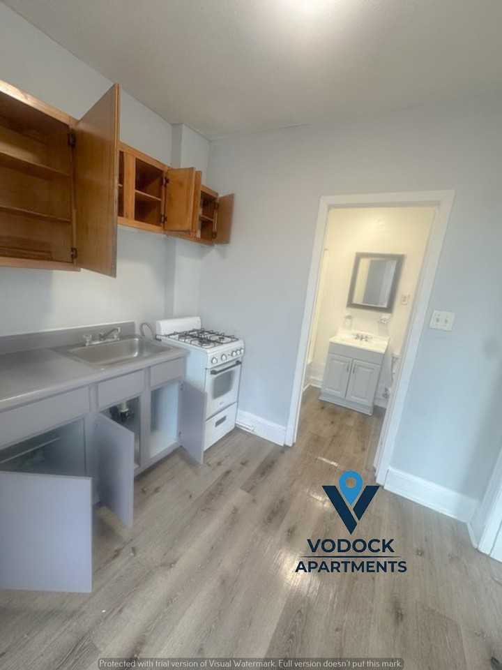 1335 Main St #C2 - Photo 3 of 8