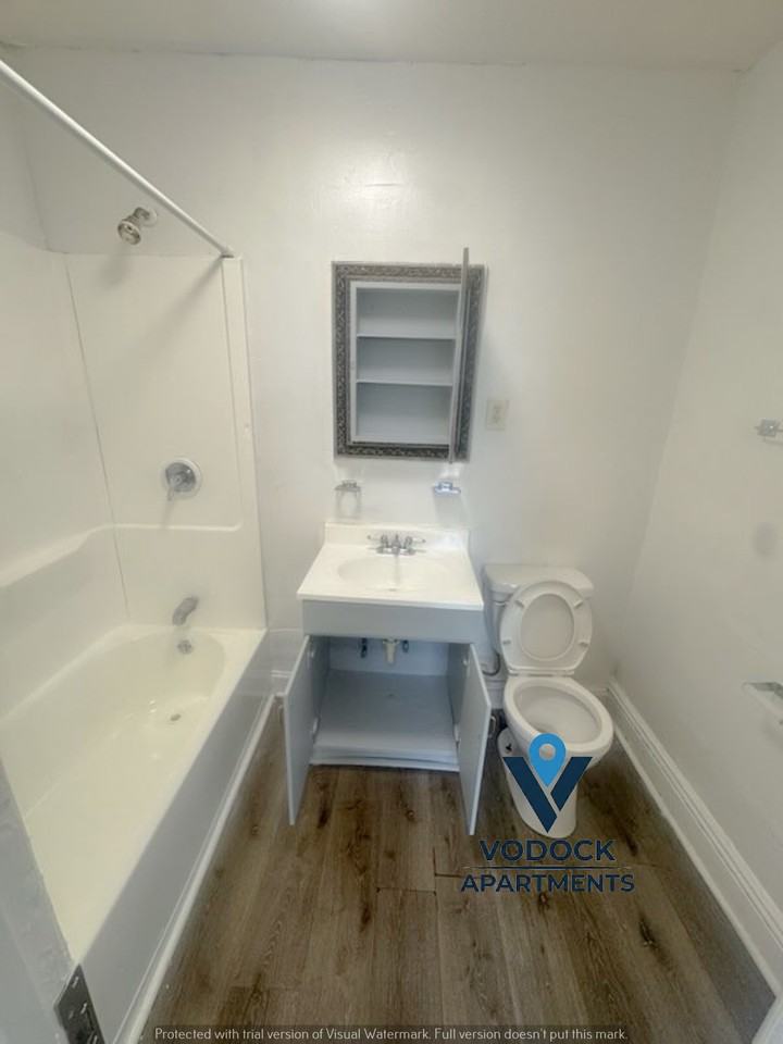 1335 Main St #C2 - Photo 5 of 8