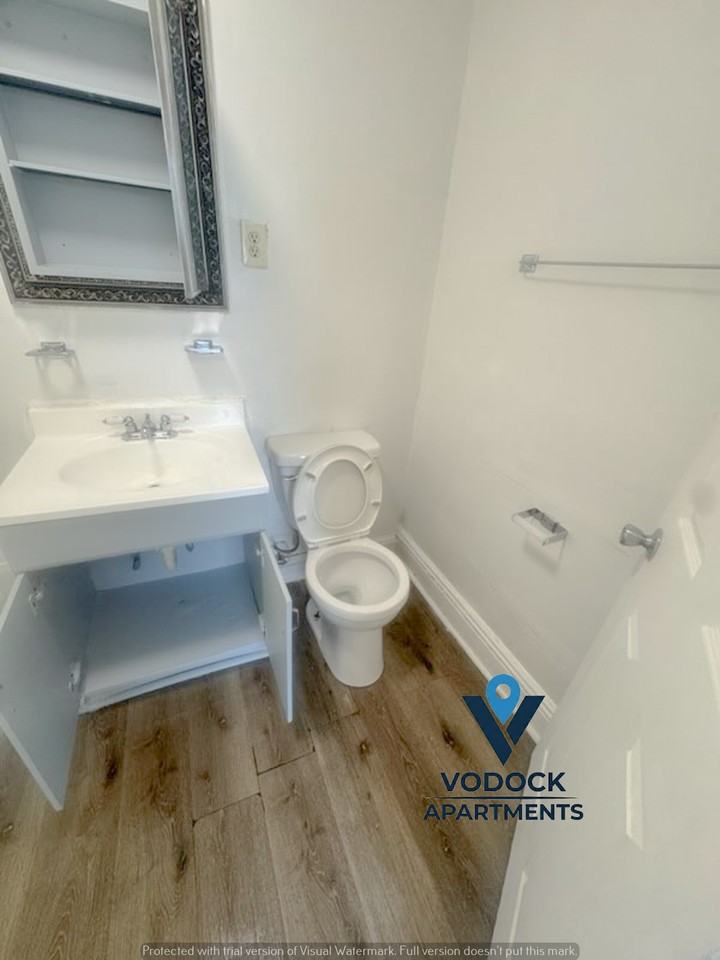 1335 Main St #C2 - Photo 6 of 8