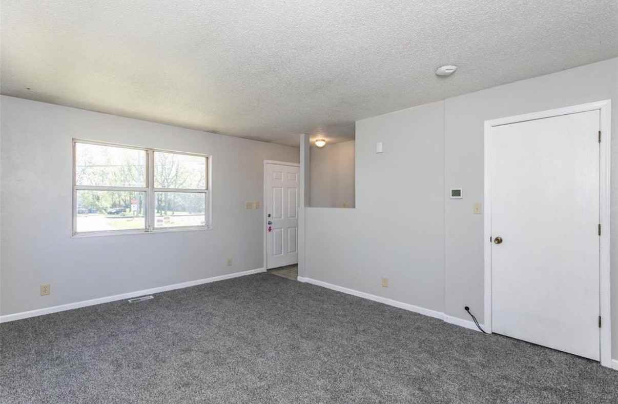 3311 Country Place Ln #3311 - Photo 4 of 15