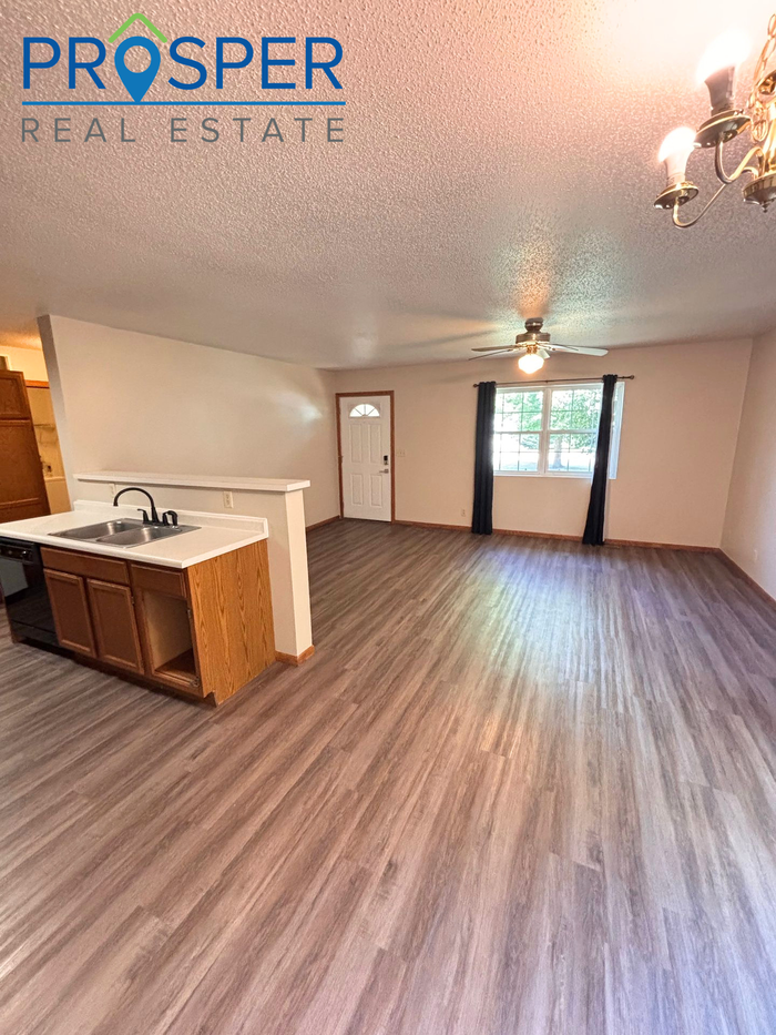 2025 Mittelstadt Ln #NONE - Photo 6 of 18