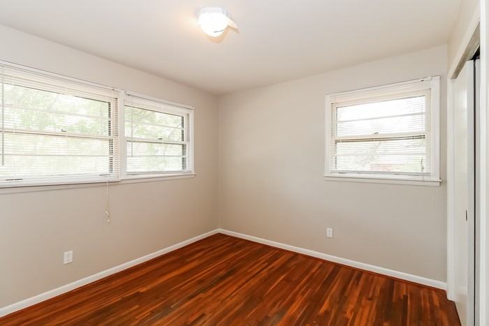 712 Arrow Rd - Photo 7 of 8