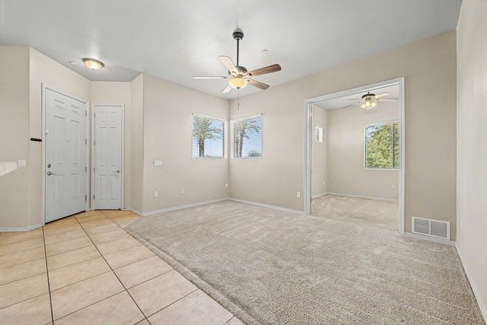 3332 S Gilbert Rd #2004 - Photo 4 of 40