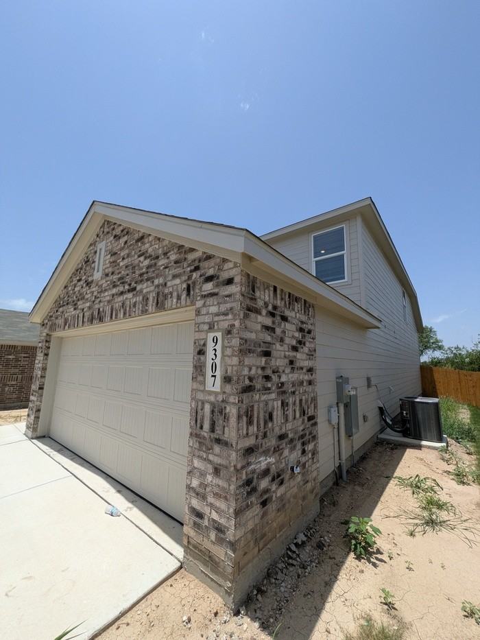 9307 Campbell Way - Photo 2 of 19