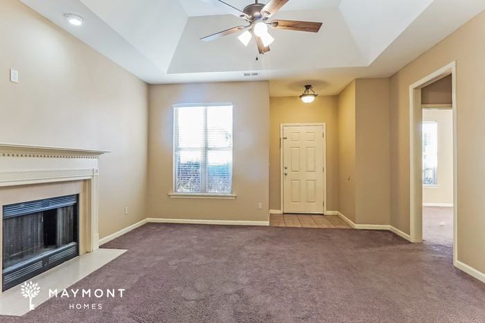1120 Washington Dr - Photo 5 of 12