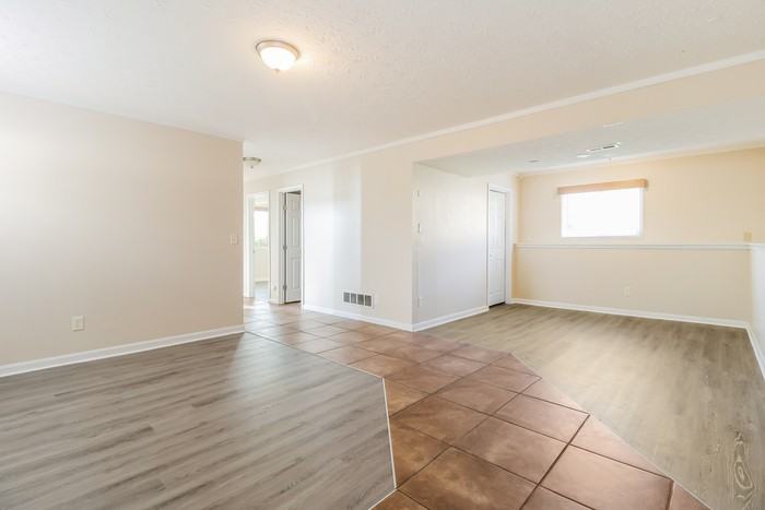 3201 Shallow Creek Cir - Photo 5 of 13