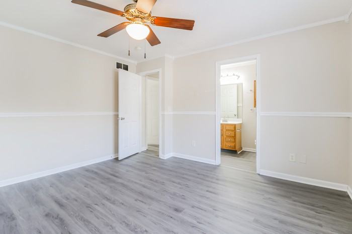 3201 Shallow Creek Cir - Photo 6 of 13