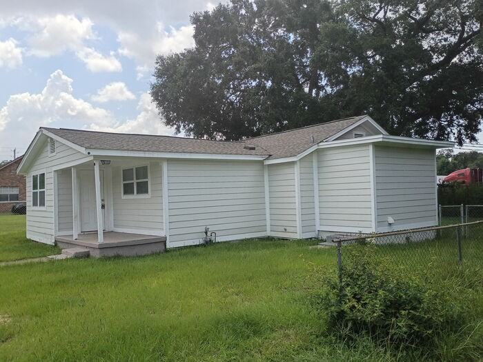 3055 Melody Ln - Photo 2 of 16