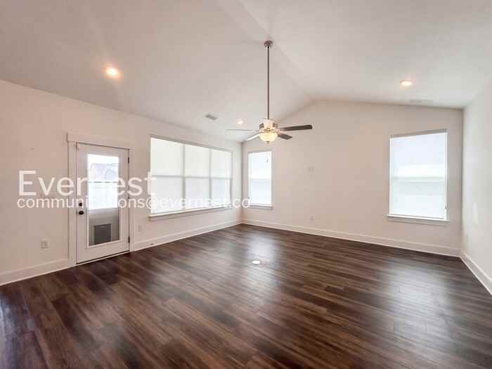 2311 Murano Dr - Photo 6 of 33