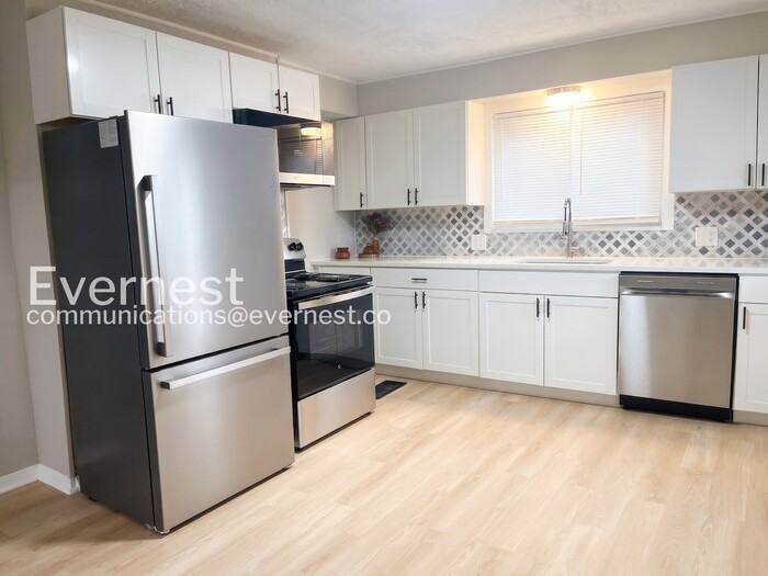 67 N Harris Ave - Photo 6 of 26