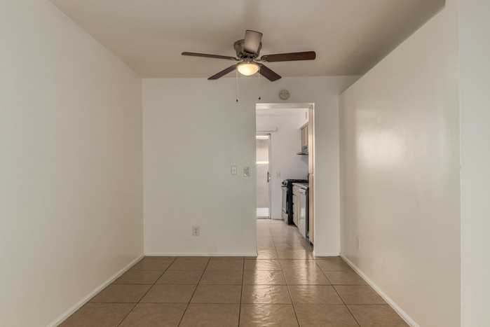 5312 N 60th Ave #A - Photo 7 of 41