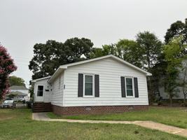 featured image of 638 Jefferson St #B