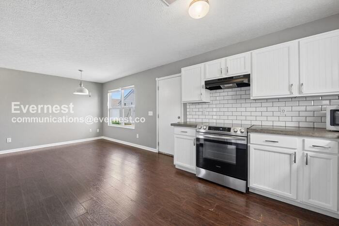 6326 Pompano St - Photo 6 of 36