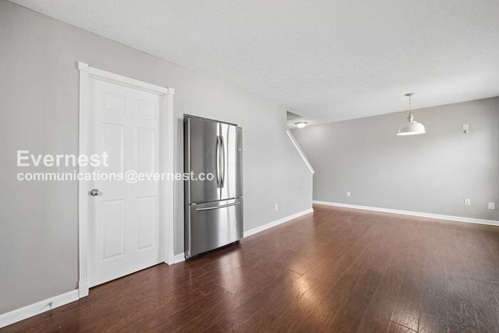 6326 Pompano St - Photo 7 of 36