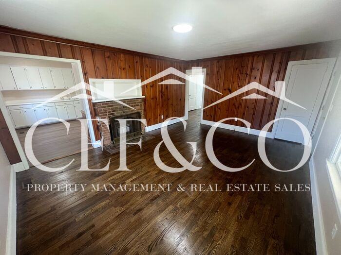 7570 Lone Oak Rd - Photo 5 of 13