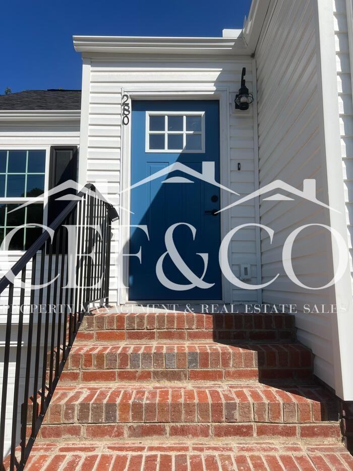 280 Alexander Ave - Photo 4 of 35