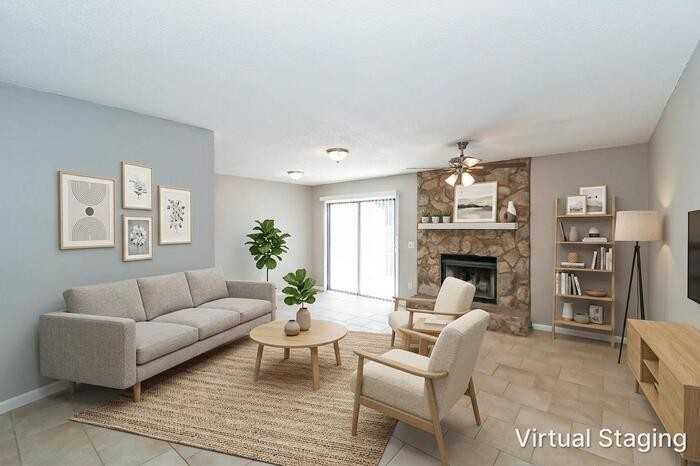 11251 Windtree Dr E - Photo 4 of 20