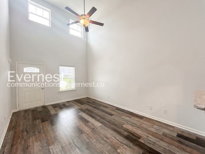 4711 Pompano Ln - Photo 7 of 27