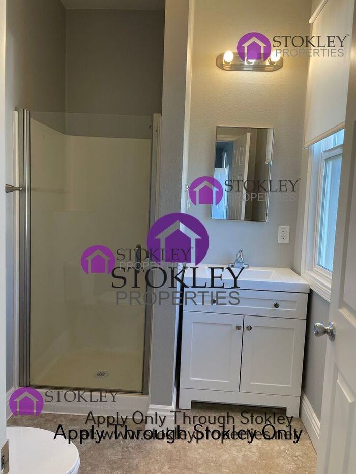 1060 Santa Fe Ave - Photo 7 of 11
