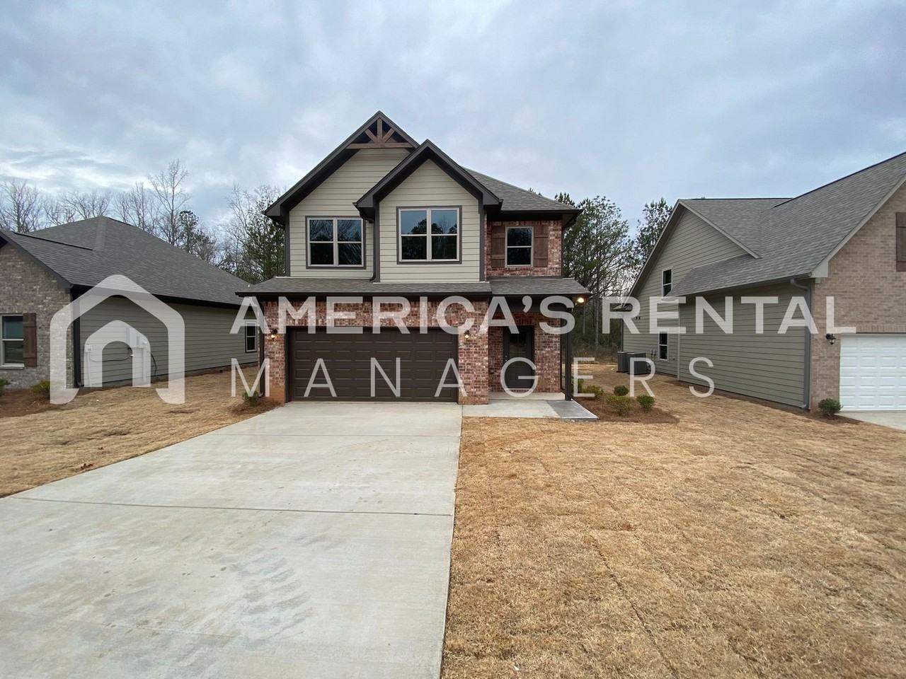 7950 St James Dr