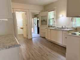 featured image of 3102 Francis St
