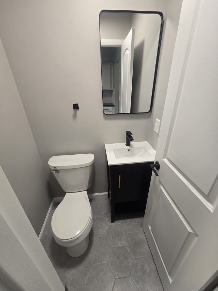541 E School St #NA - Photo 4 of 17