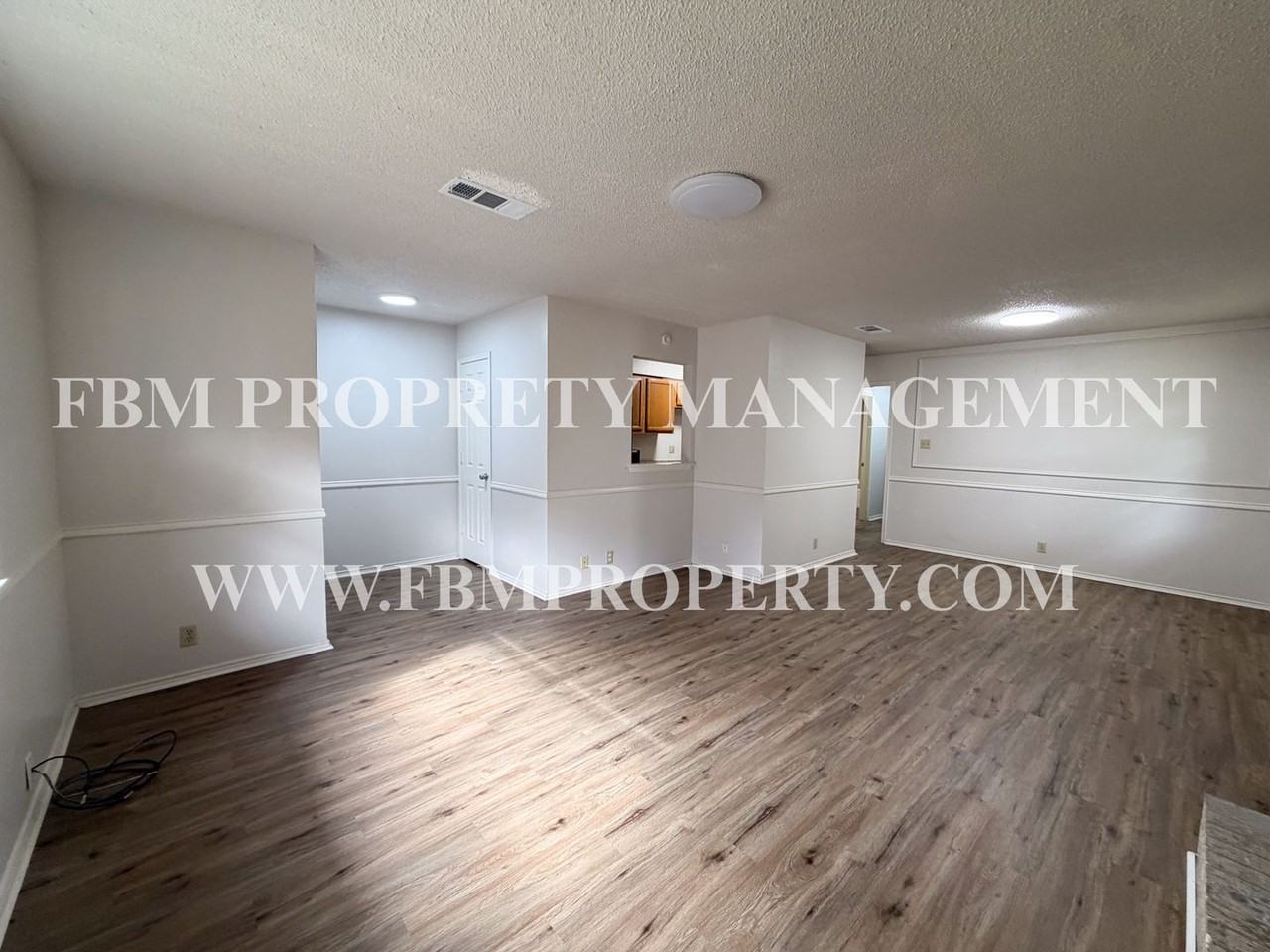 221 Highland Ave #A - Photo 3 of 13