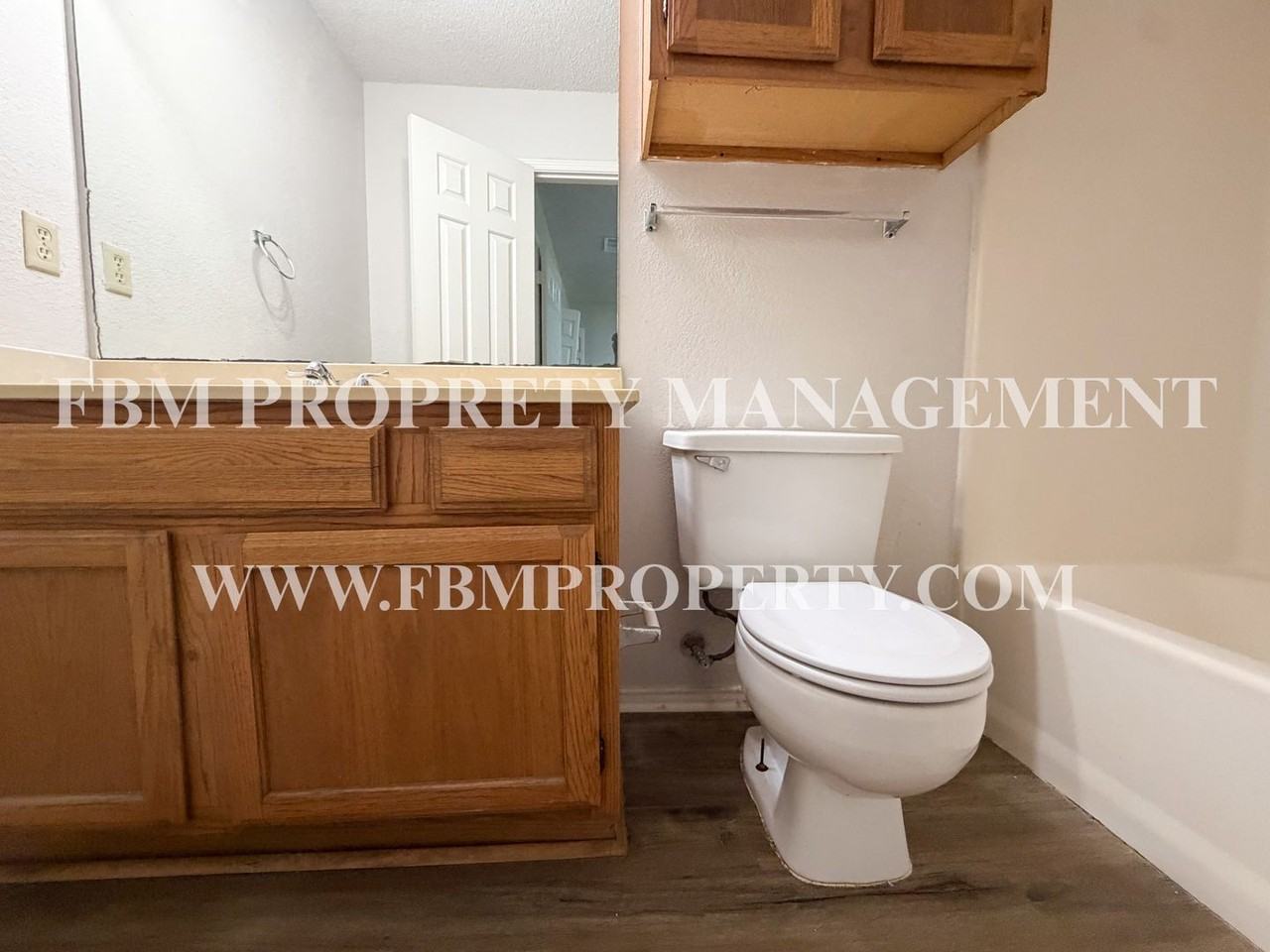 221 Highland Ave #A - Photo 6 of 13