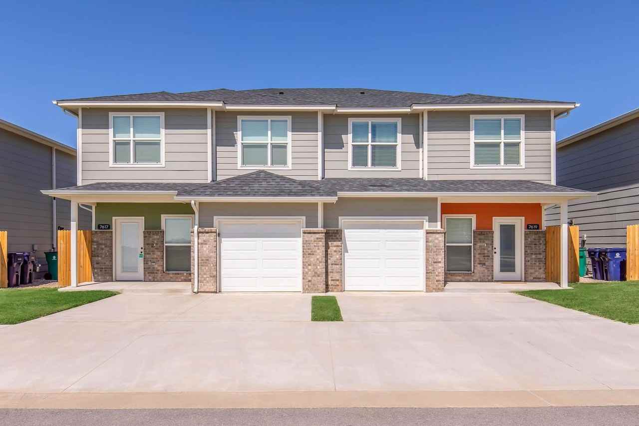 7720 Owen Ln - Photo 2 of 33