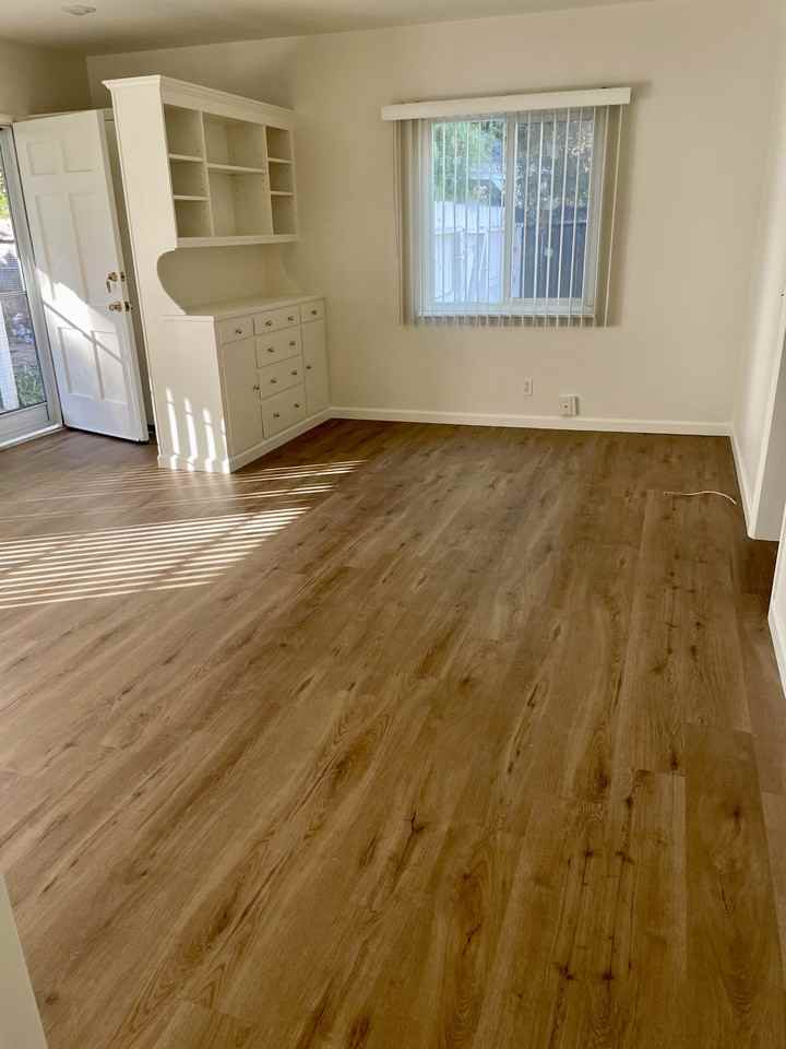 123 N Montgomery St - Photo 3 of 10
