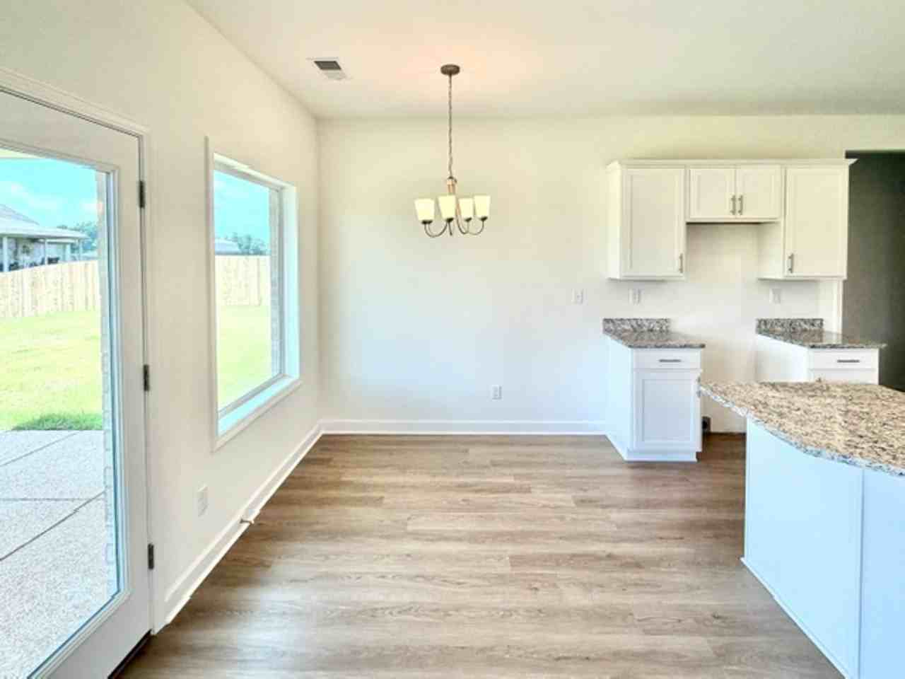 165 165 Summer Rose Ln - Photo 4 of 10