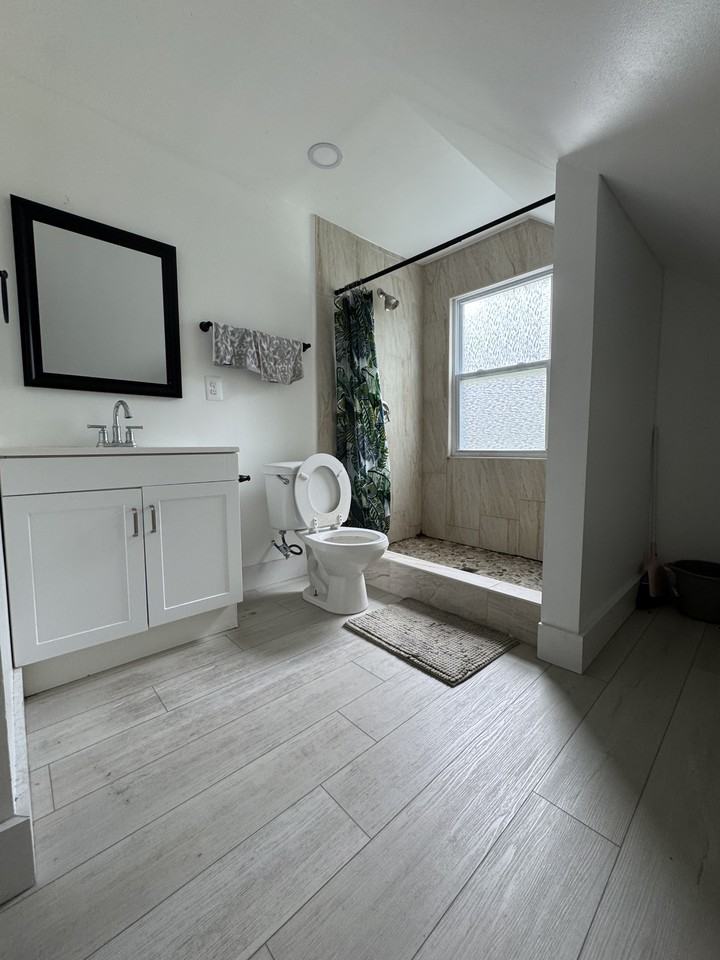 403 Calvin Ln #NA - Photo 2 of 2