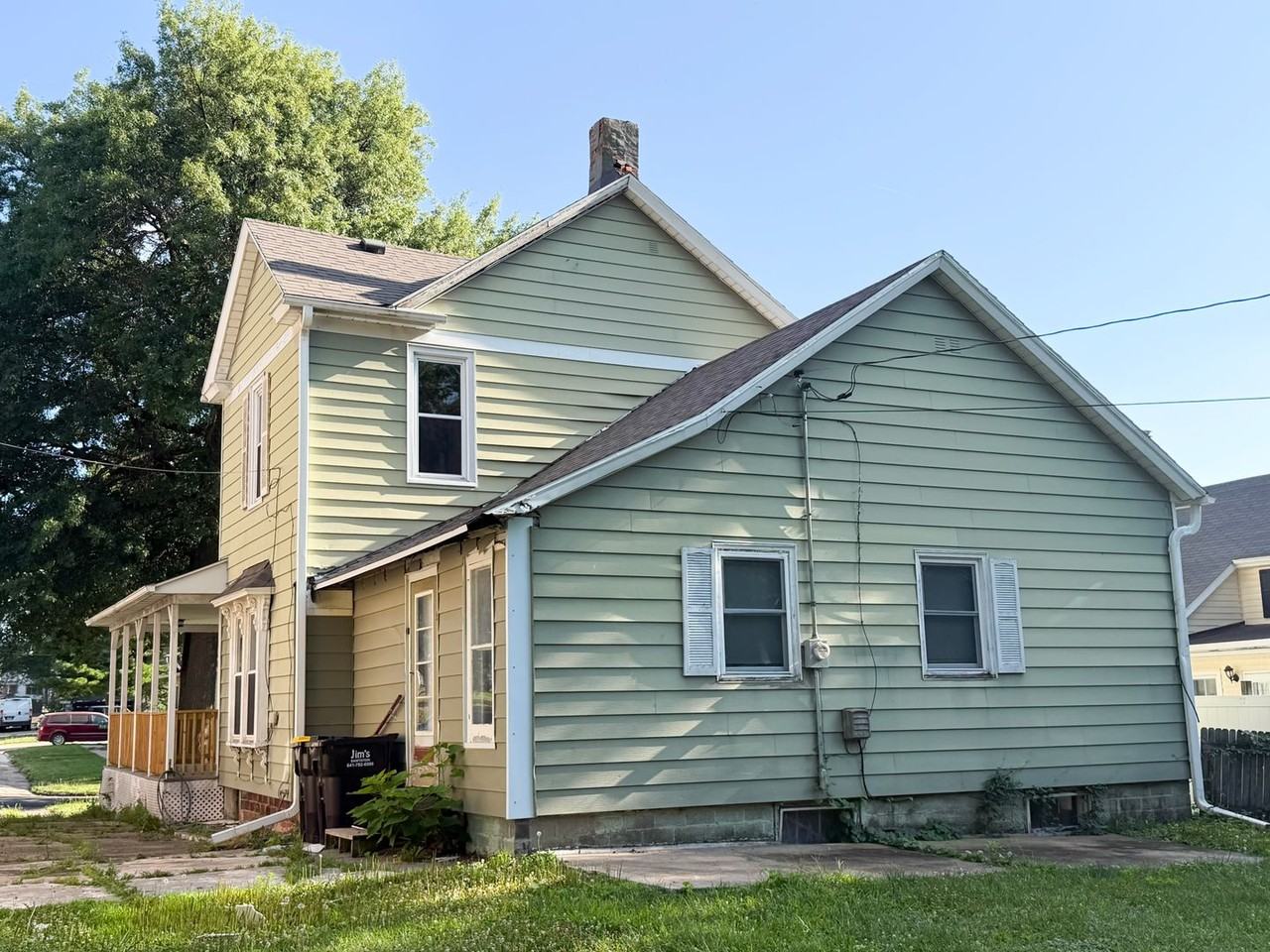 913 W Montgomery St - Photo 3 of 25