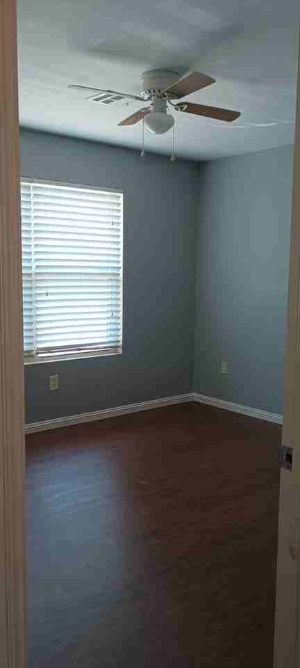 3504 N Vernon Ave #14 - Photo 4 of 11