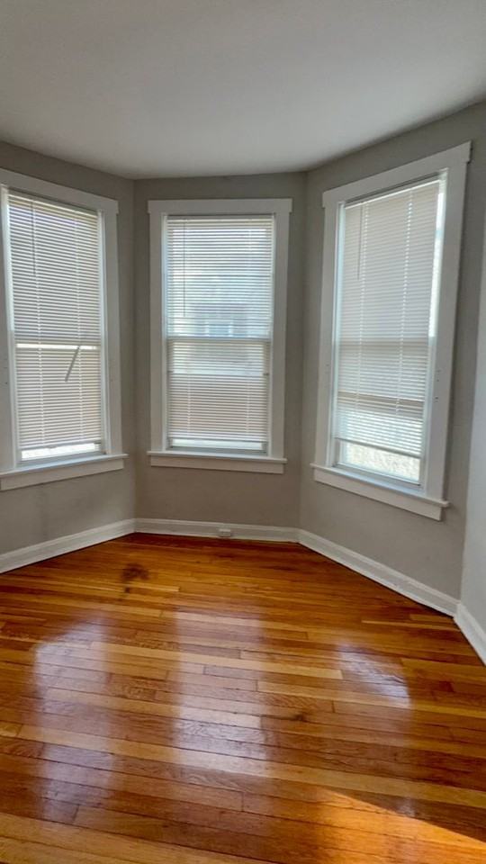 2531 N Tripp Ave - Photo 7 of 8